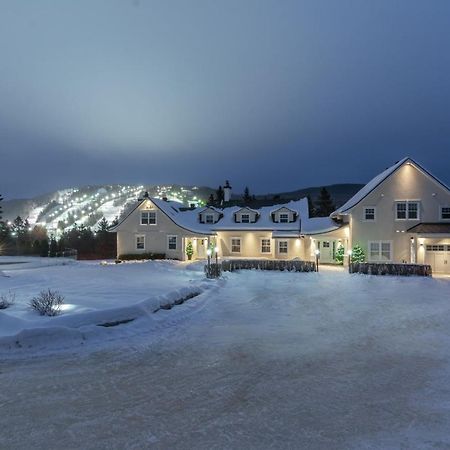 Auberge Sous L'Edredon B&B Saint-Sauveur-des-Monts 外观 照片