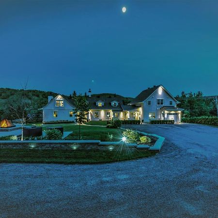 Auberge Sous L'Edredon B&B Saint-Sauveur-des-Monts 外观 照片