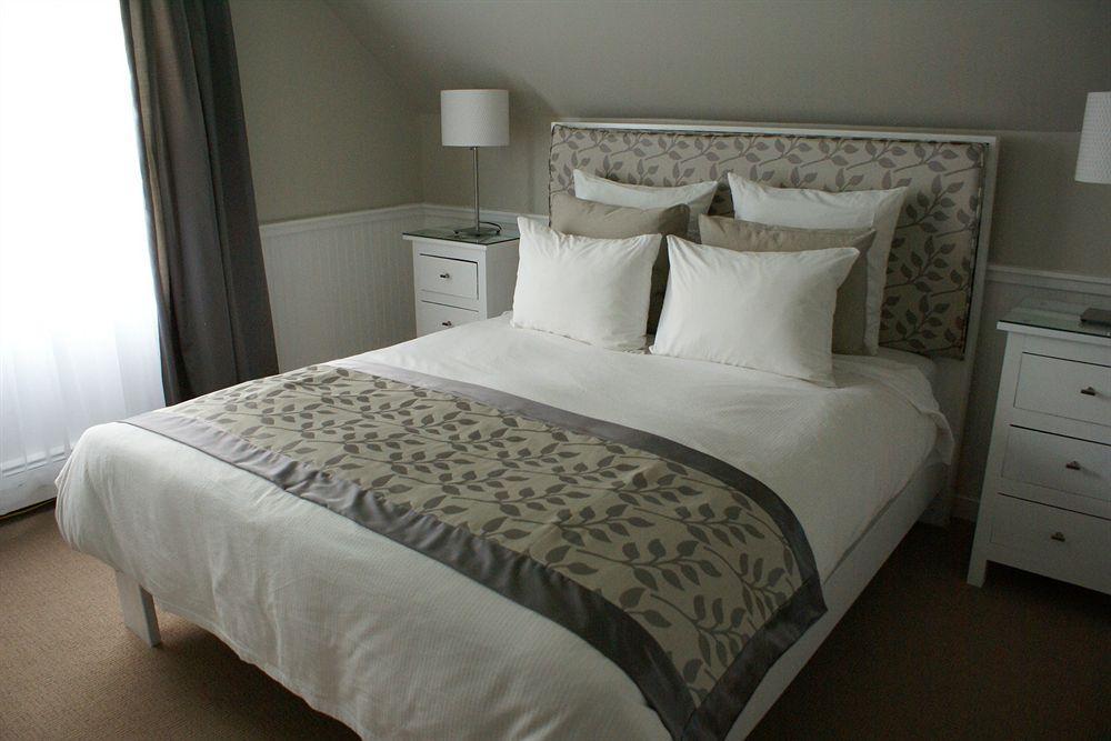 Auberge Sous L'Edredon B&B Saint-Sauveur-des-Monts 外观 照片